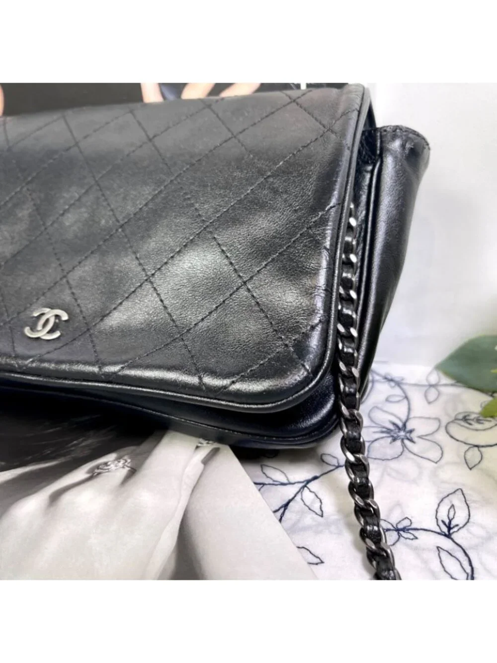 Chanel Chain Shoulder Bag Wallet Quilted